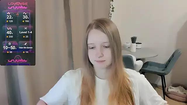 Alyaley from StripChat