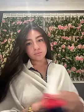 Alyha_Cortes webcams show profile image 