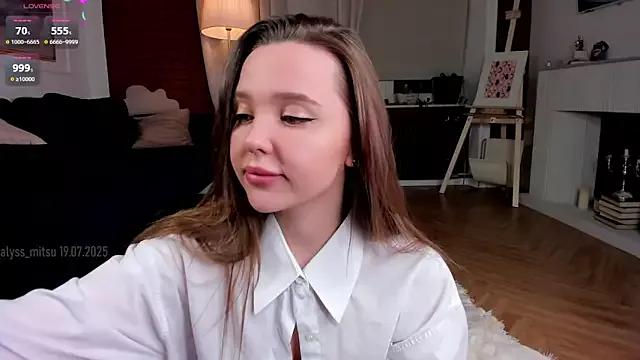 Alyss_Mitsu webcams show profile image 