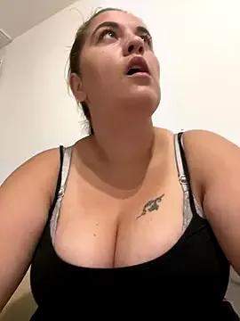 AmaliaAma from StripChat