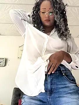 Amaliu_ from StripChat