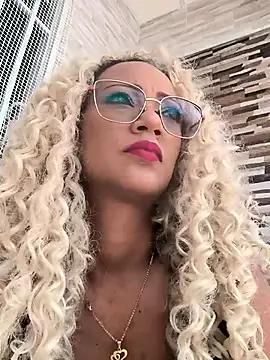 Amaliu_ from StripChat