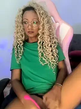 Amaliu_ from StripChat