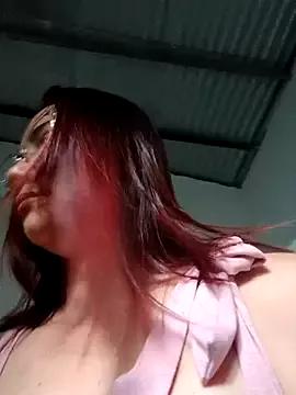 Amanda39 from StripChat