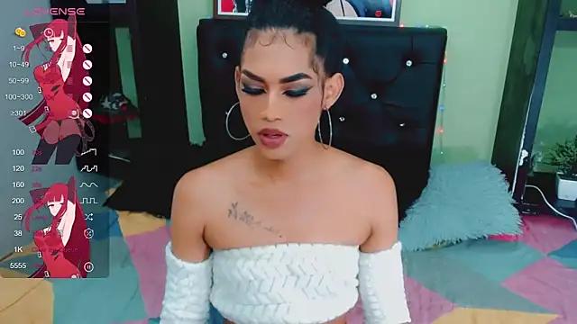 Amanda_bigx from StripChat