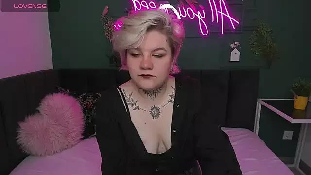 Amanda_Cruzz from StripChat