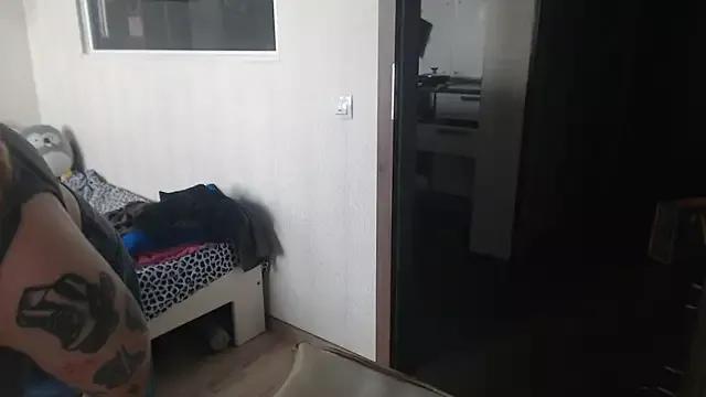 amanda_kiss_kiss from StripChat