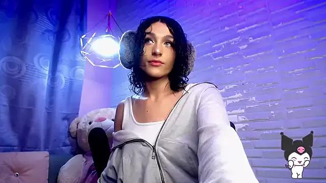 AmandaBleade from StripChat