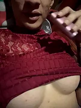 AmandaTheMonsterCock from StripChat