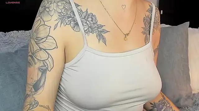 Amara_vause_ from StripChat is Freechat