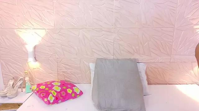 Amarantha_love69 from StripChat