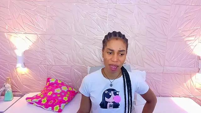 Amarantha_love69 from StripChat