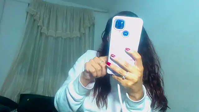 AmaraRoberts420 from StripChat