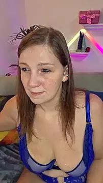 AmazingCurvy from StripChat