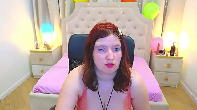 AmazingTori from StripChat