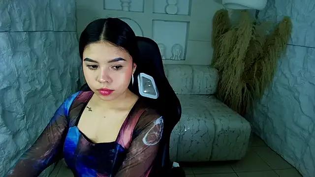 ambarina_r from StripChat