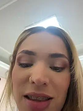 ambarsorachi from StripChat