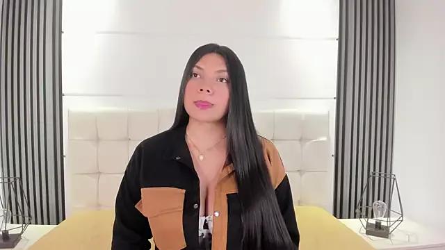 amber_fiore from StripChat is Freechat