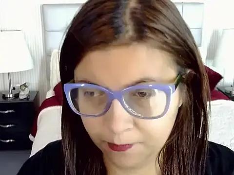 Amber_Rouge_ from StripChat is Freechat