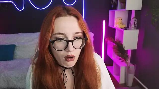 amber_wink from StripChat is Freechat