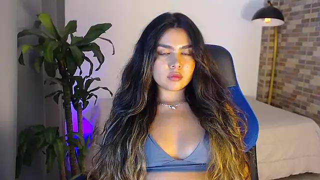 Amberr16 from StripChat is Freechat