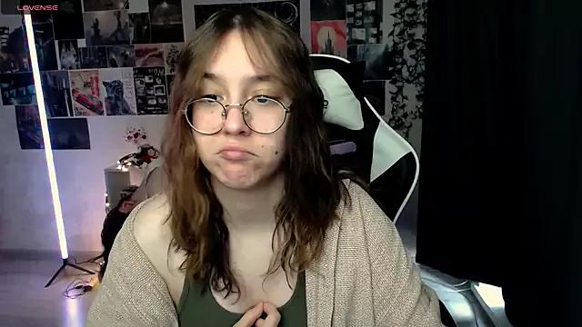 ameliameadd from StripChat is Freechat