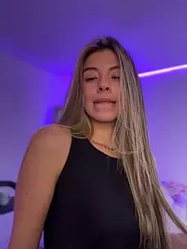 AmmyCollinsW from StripChat