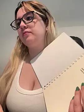 amooraaamoon from StripChat
