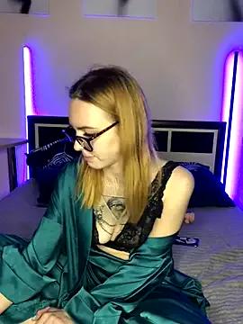 Amore_Mia_ from StripChat is Freechat