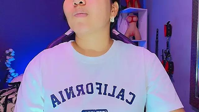 AmorMia from StripChat is Freechat