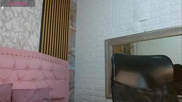 Amy__harper from StripChat is Freechat