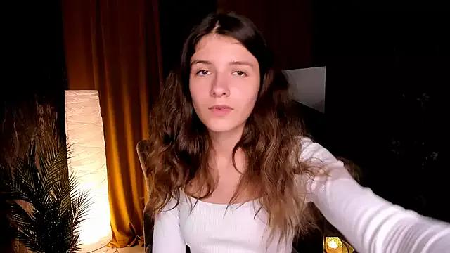 amy_cute_cat from StripChat is Freechat
