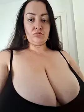 AMYRA_HOT webcams show profile image 