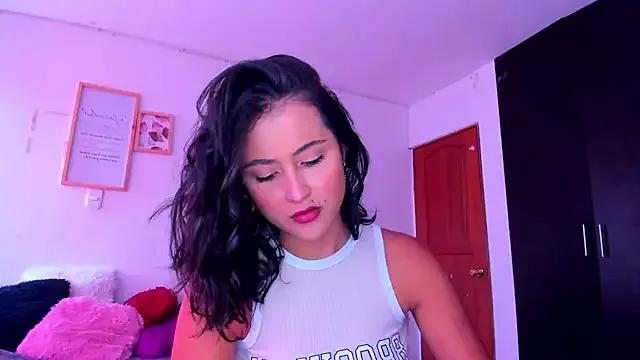 Ana__Pink from StripChat is Freechat