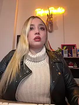 Ana_Fiore from StripChat
