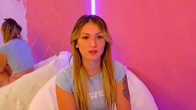 Anaayss_ webcams show profile image 