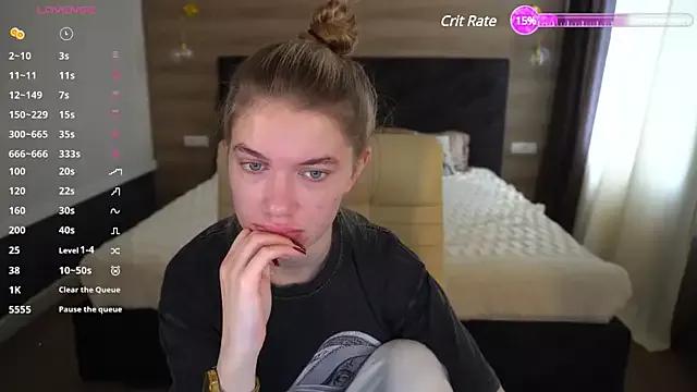 AnacondaOn from StripChat