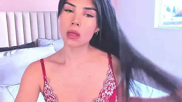 AnaHenao from StripChat