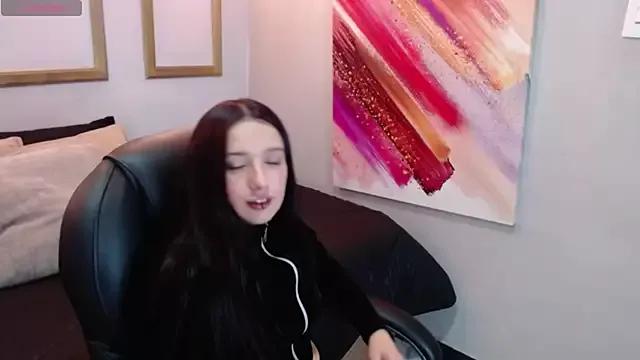 Anahigh from StripChat