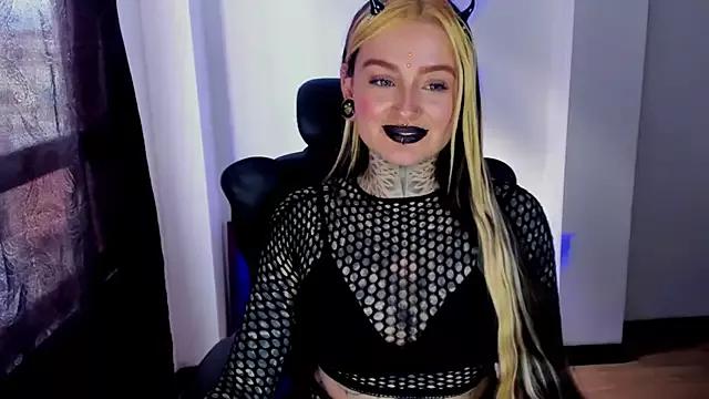 Anaii_Gomez from StripChat is Freechat