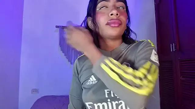 anais_tgn from StripChat