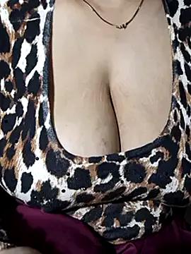 Anamika_Kapoor from StripChat