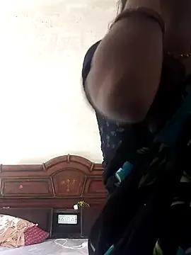 AnanyaKapoor89 from StripChat
