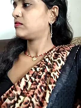AnanyaKapoor89 from StripChat