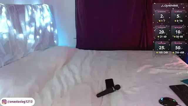 Anastasia1213 from StripChat