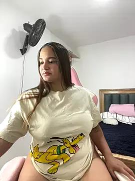Andrea-Lu from StripChat is Freechat