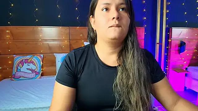 andrea_leinier from StripChat is Freechat