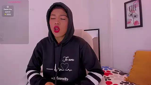 andrea_sanchezz from StripChat is Freechat