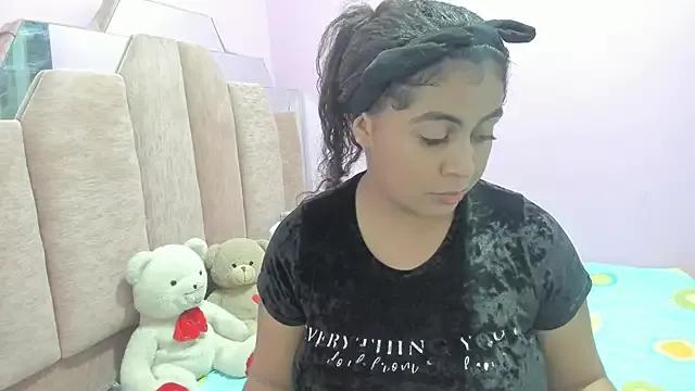 AndreaSweet2 from StripChat is Freechat