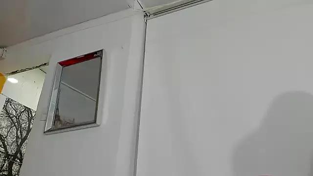andres_khloe_69 from StripChat is Freechat